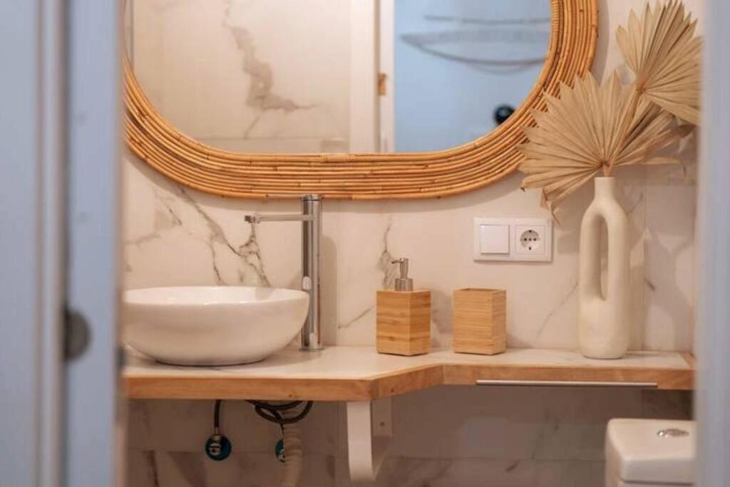 Apartamento A Estrenar En Calle Alcazares Sevilla Eksteriør bilde