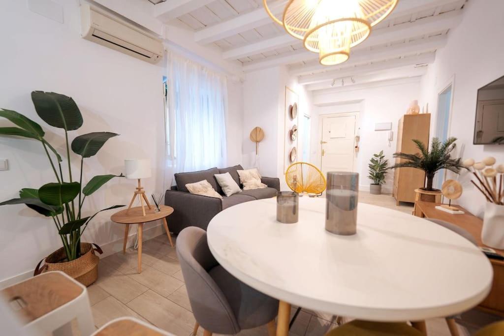 Apartamento A Estrenar En Calle Alcazares Sevilla Eksteriør bilde